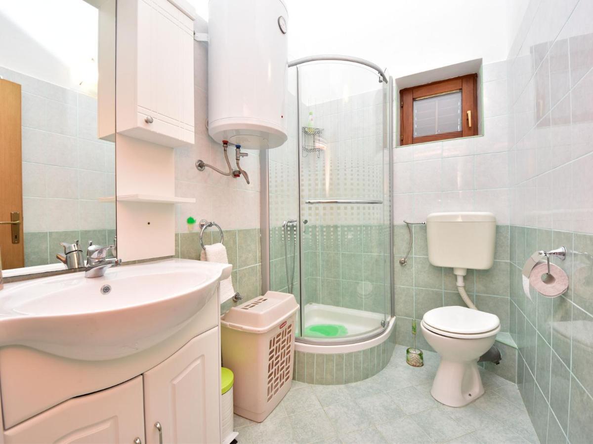 Cozy Holiday Home In Krusevo With Garden ภายนอก รูปภาพ